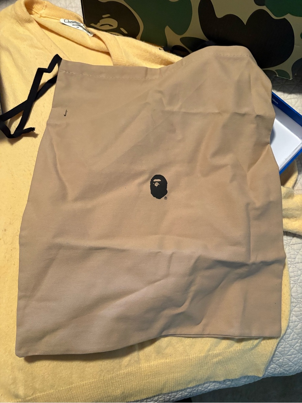 A Bathing Ape Shoe bag comes with 4 bags Tan Drawstring Skirt Cover